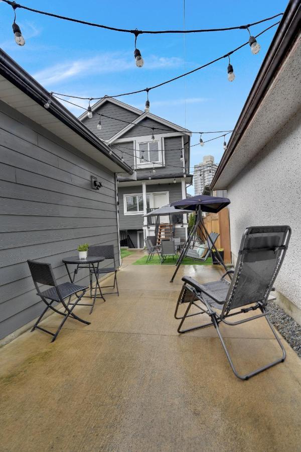 Family-friendly, 3 Bed House - Private Backyard-central Location Hébergement de vacances *