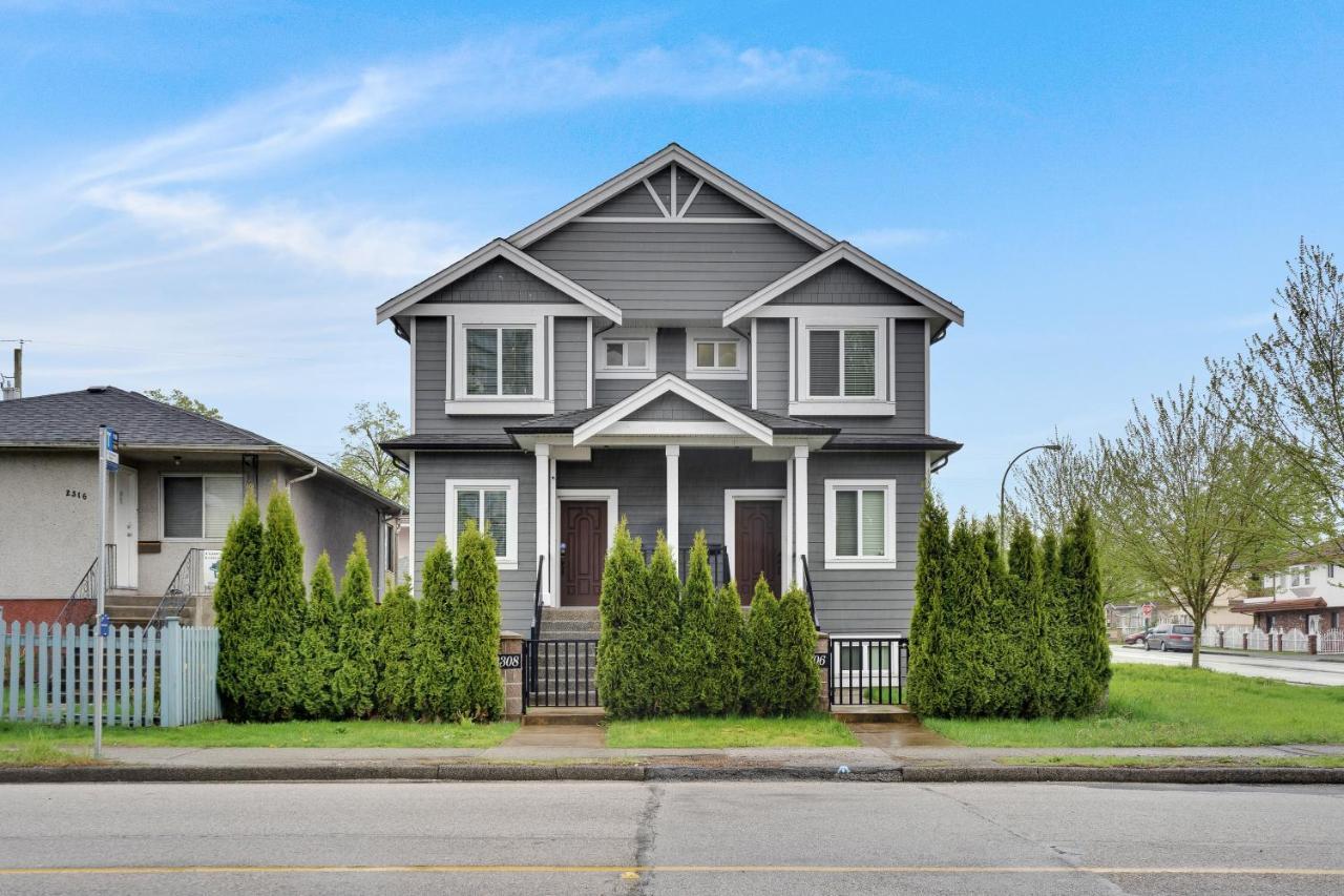 Family-friendly, 3 Bed House - Private Backyard-central Location Vancouver