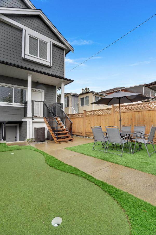 Family-friendly, 3 Bed House - Private Backyard-central Location Holiday home Vancouver