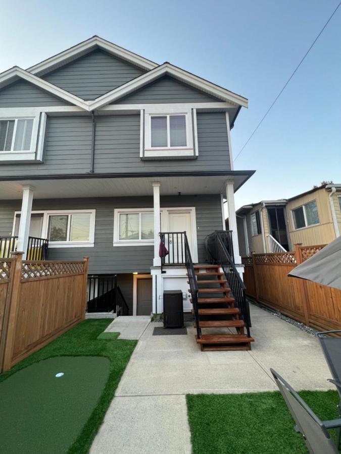 Family-friendly, 3 Bed House - Private Backyard-central Location
